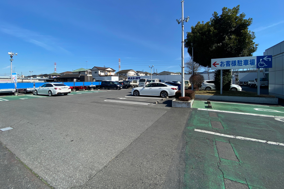 喜沢店駐車場