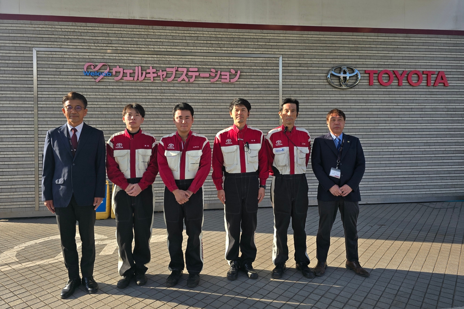 スタッフ