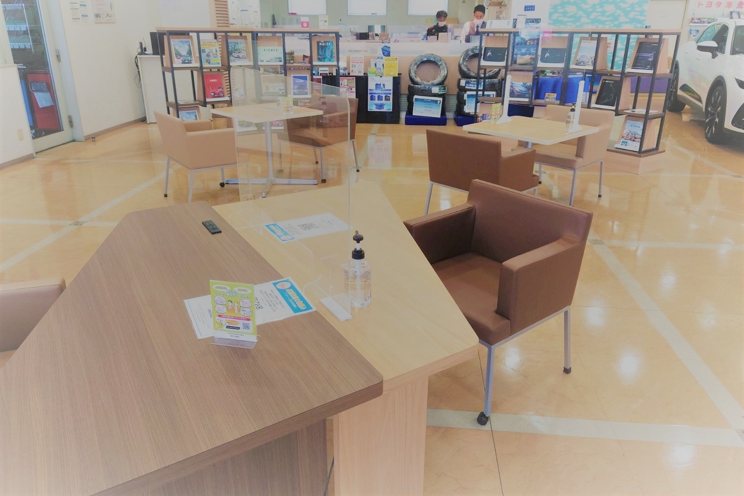 代替テキスト:ショールーム②