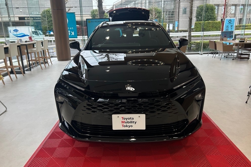 クラウンエステート正面