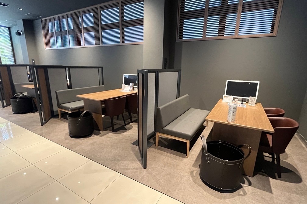 東新宿店_商談席