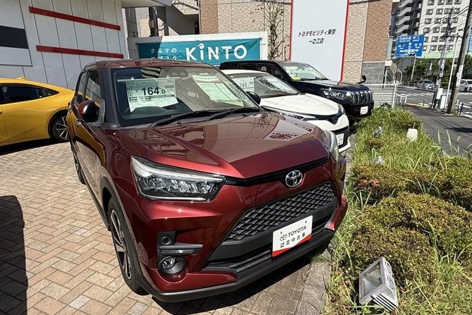一之江店中古車ライズ