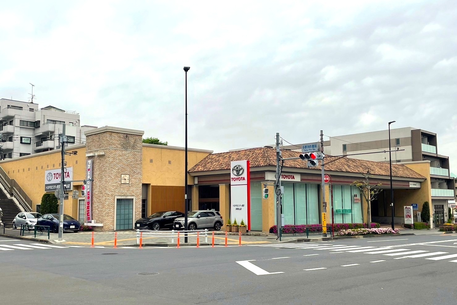 多摩永山店外観写真