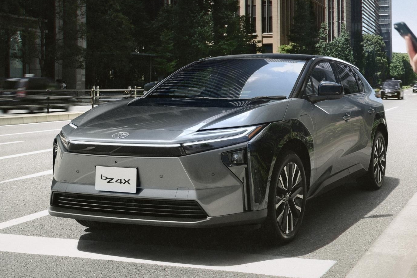 池袋店　ｂＺ４Ｘ