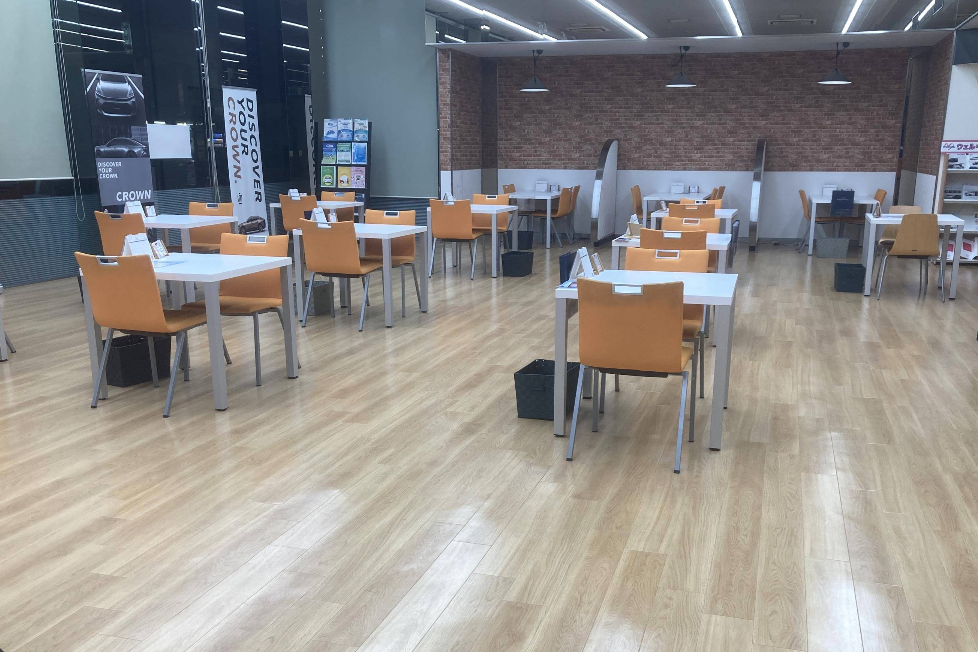 伊勢原白根店　ショールーム