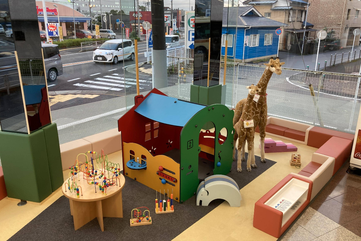 伊勢原店　キッズコーナー