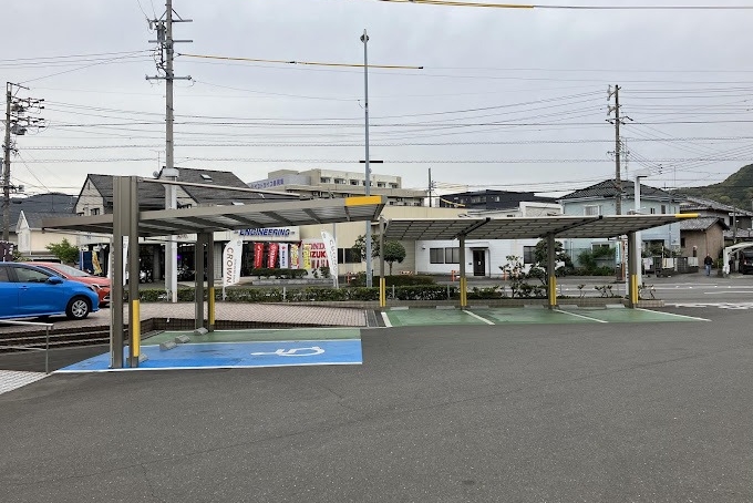 平和店_駐車場