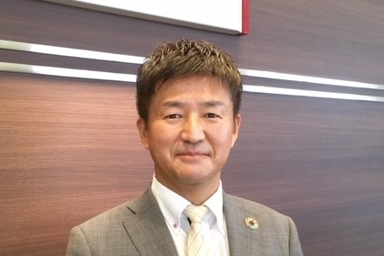 伊丹昆陽店 スタッフ紹介 兵庫トヨタ自動車株式会社 トヨタ自動車webサイト