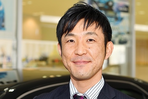 姫路西店 スタッフ紹介 兵庫トヨタ自動車株式会社 トヨタ自動車webサイト