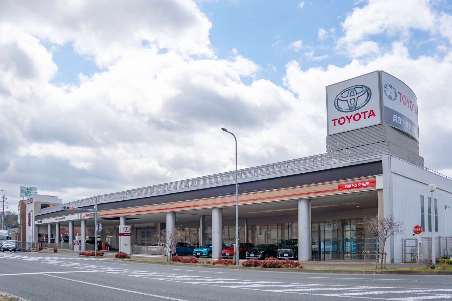 外観_川西店