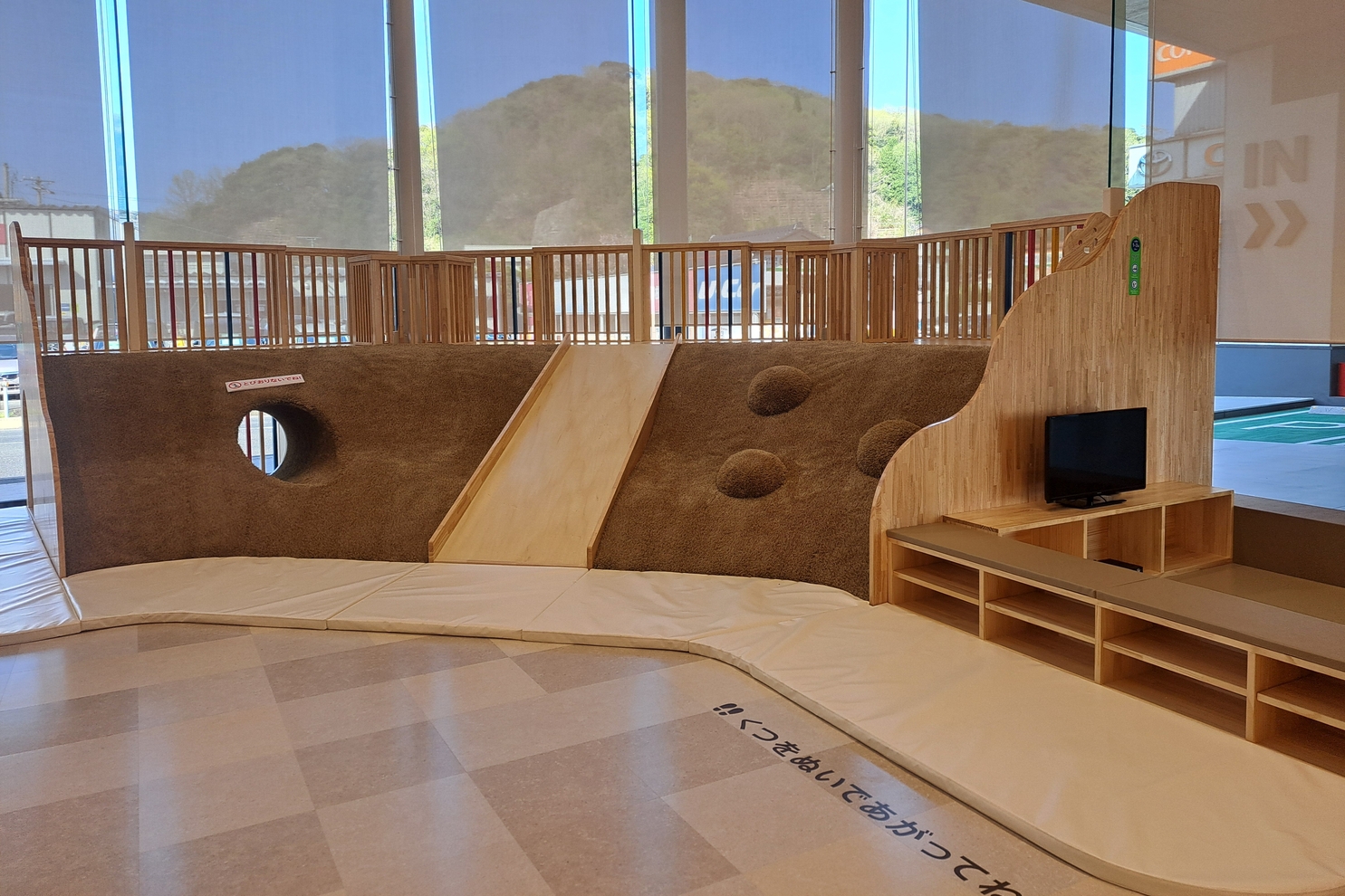 ﾄﾖﾀｳﾝ雲南