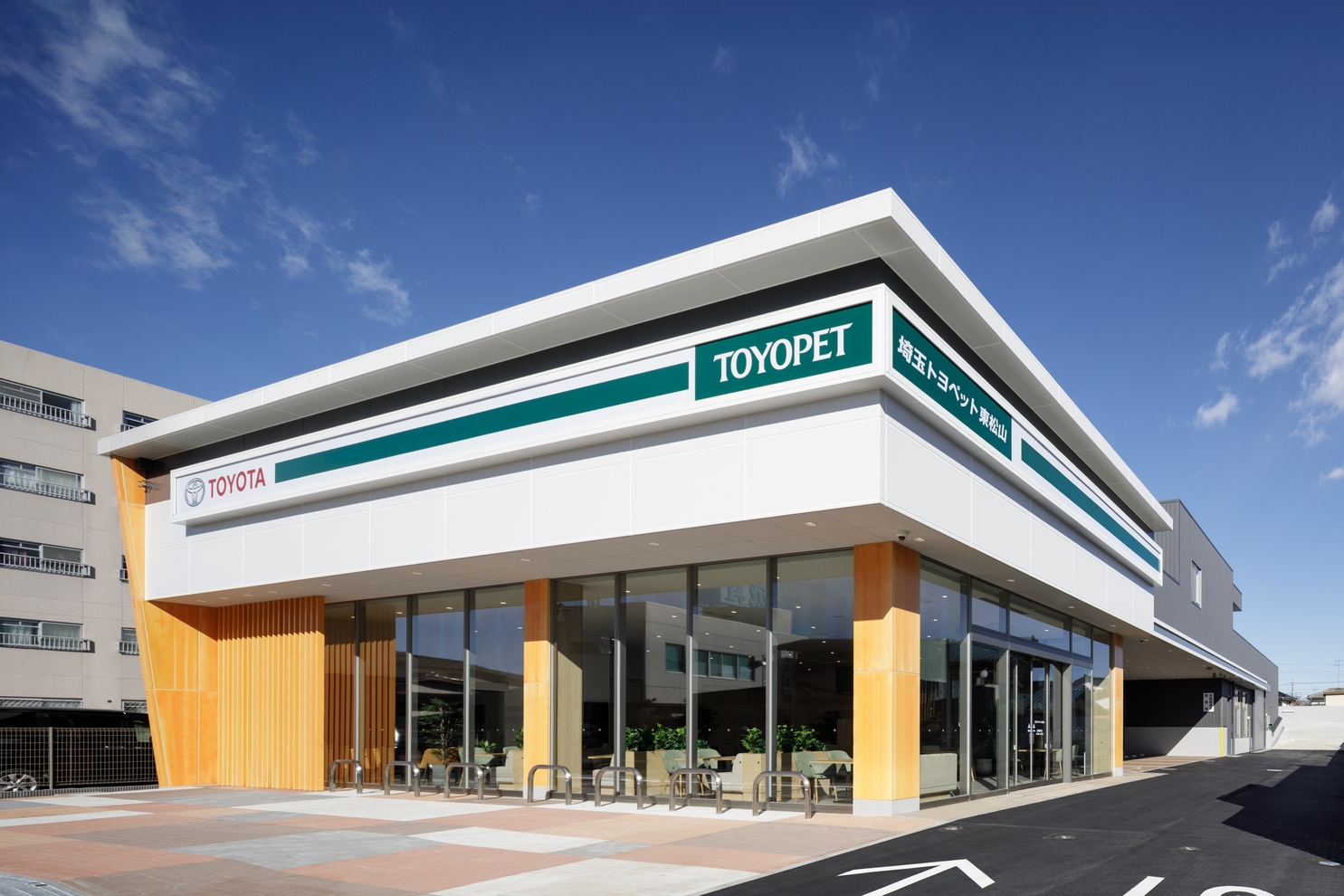 03_外観南面_6005y