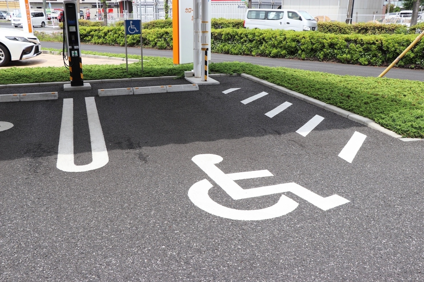 加瀬店_駐車場2