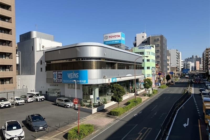 256_東神奈川_店舗引きの写真