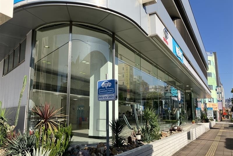 256_東神奈川_店舗横