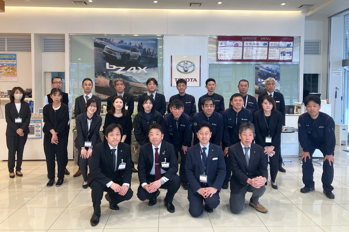 2026年4月池田店の全員写真