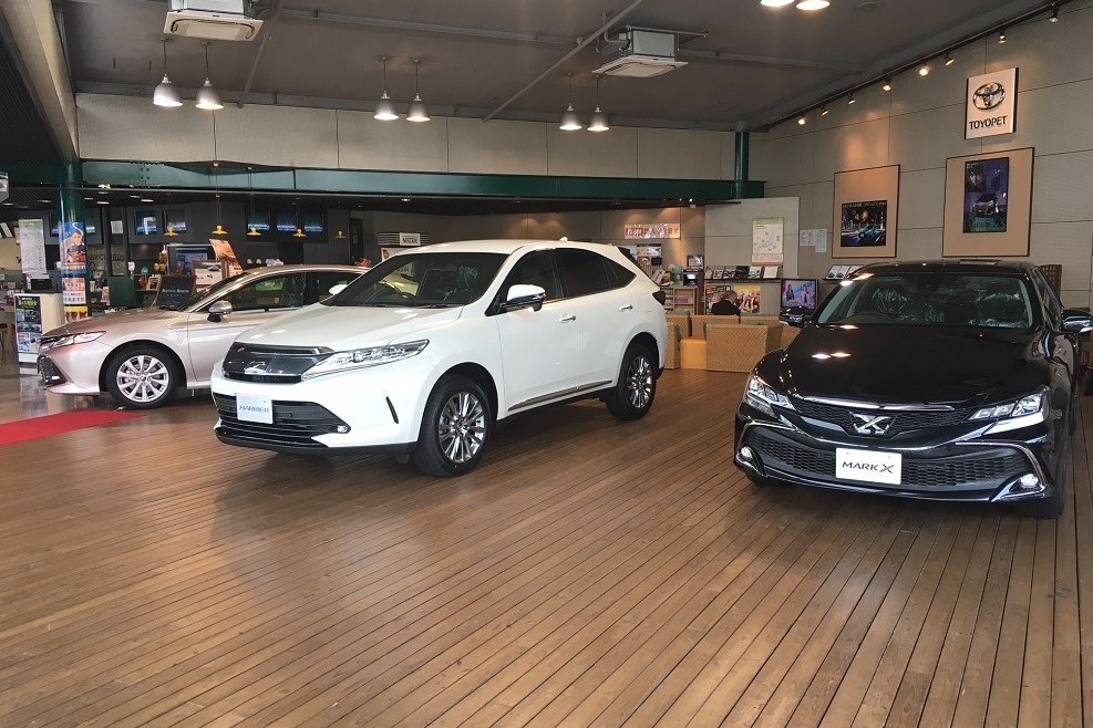 ショールーム2
