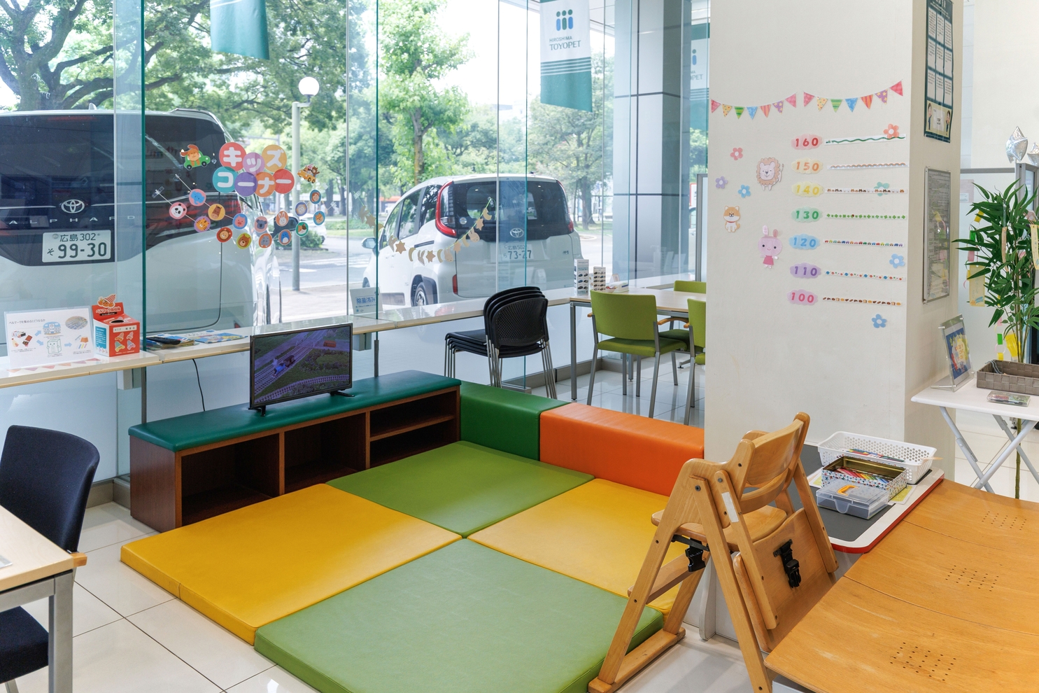 観音店　キッズコーナー