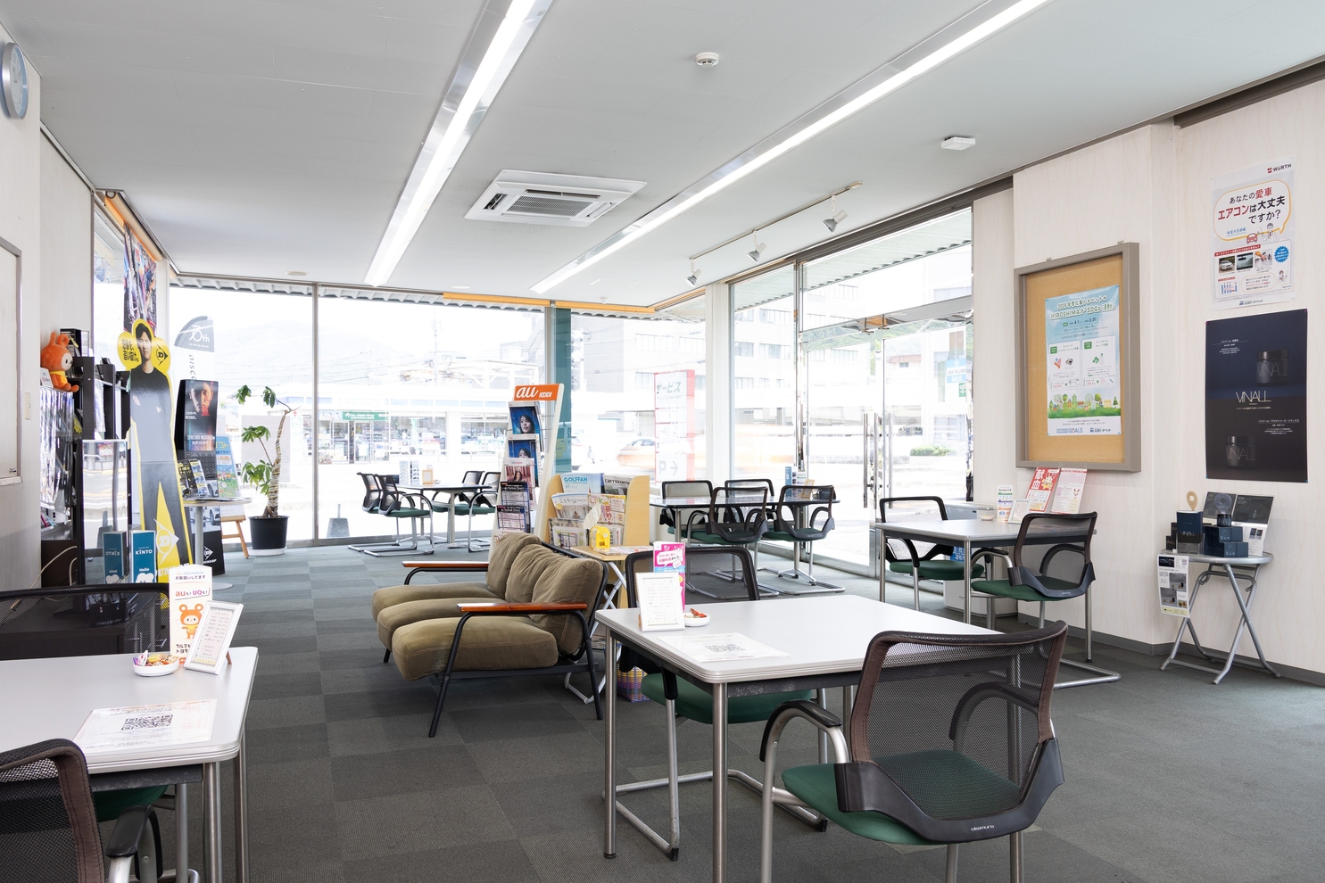 竹原店内観102A2189