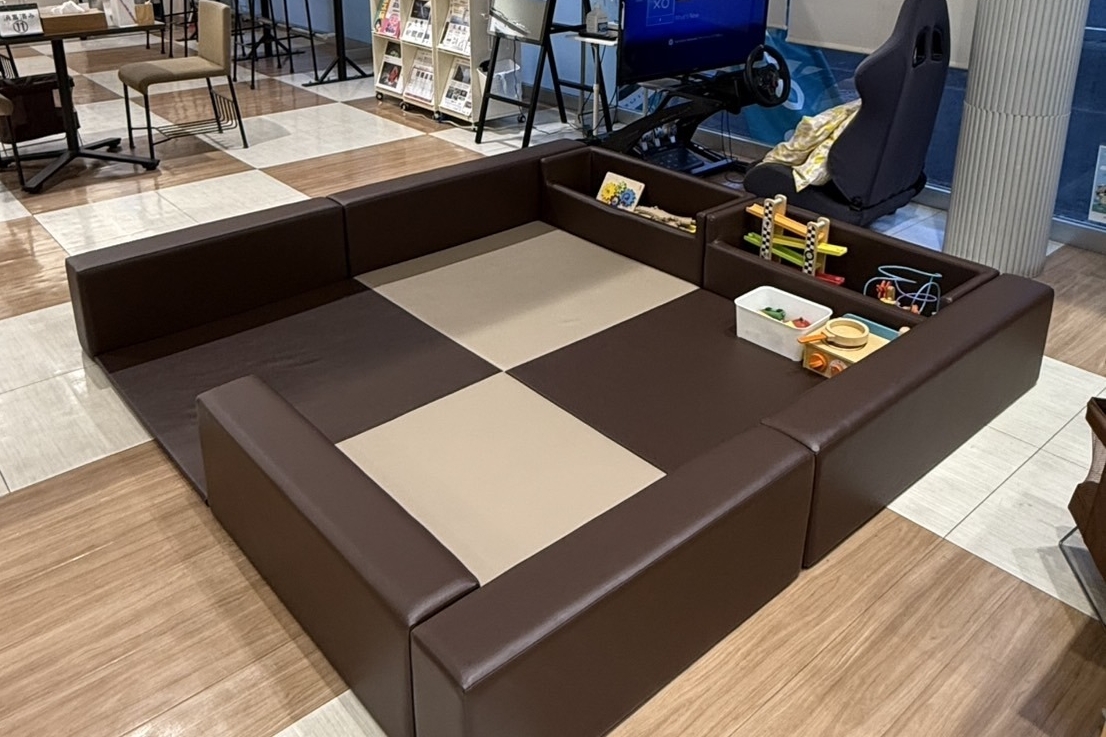 日立桜川店　店内2