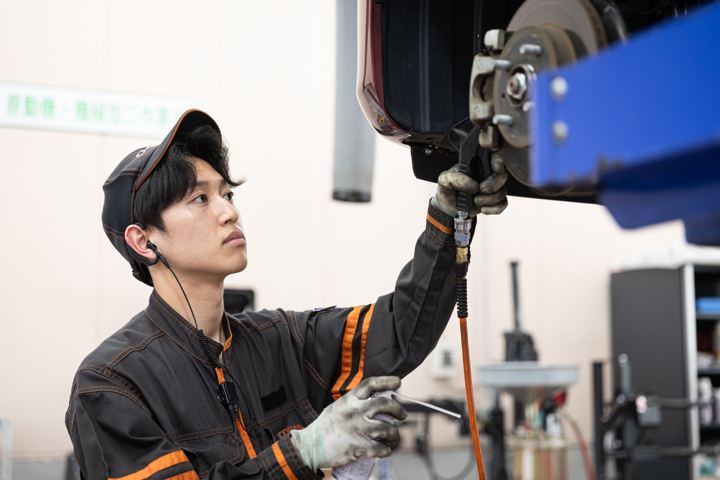 09東神戸店スタッフ働く風景写真 (6)