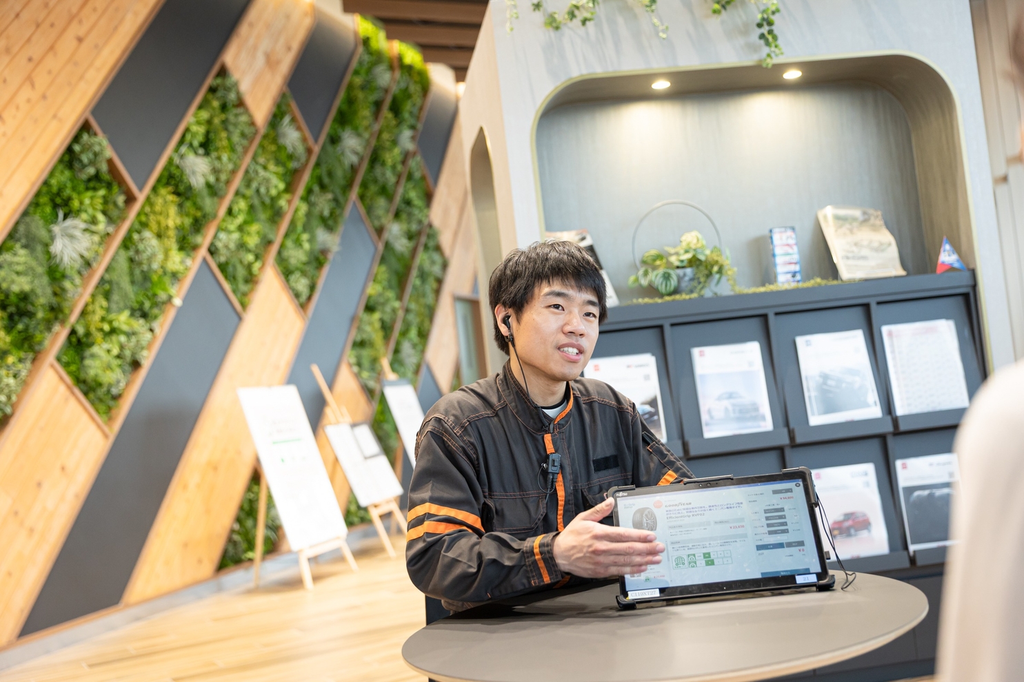 19西宮酒蔵通り店スタッフ働く風景写真 (14)