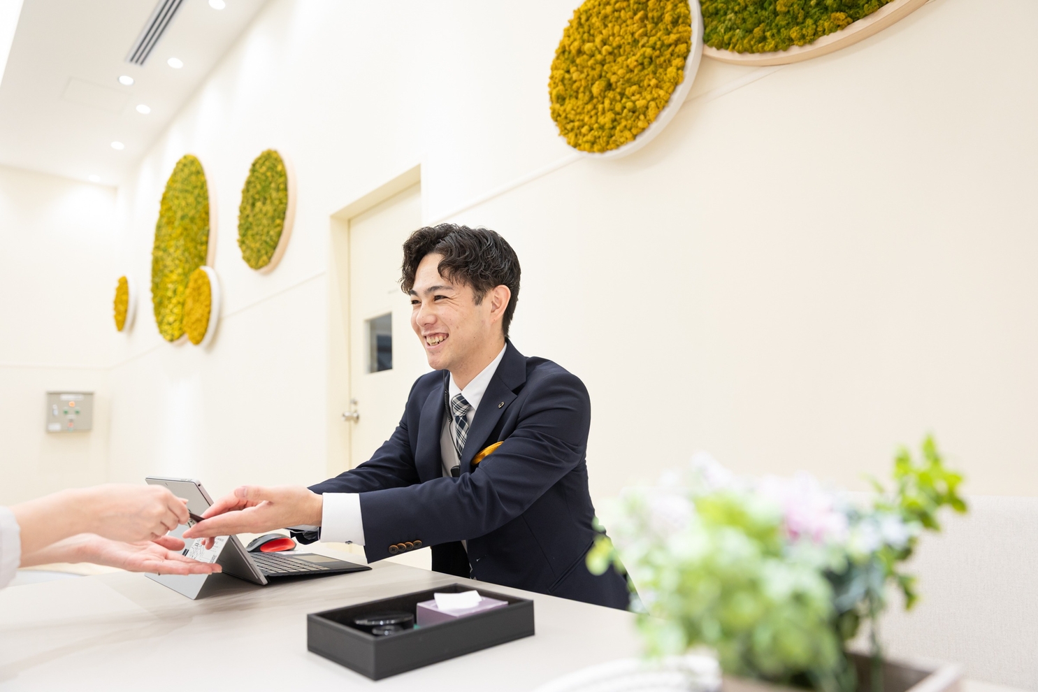 19西宮酒蔵通り店スタッフ働く風景写真 (6)