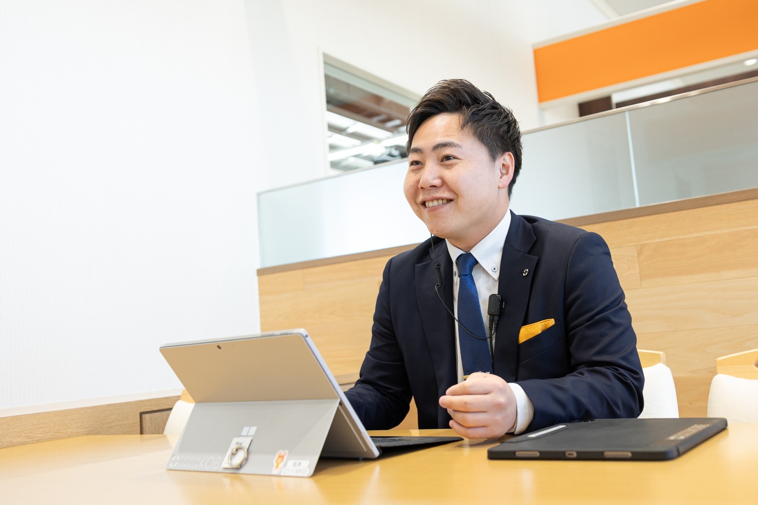 11神戸北センター店スタッフ働く風景写真 (3)