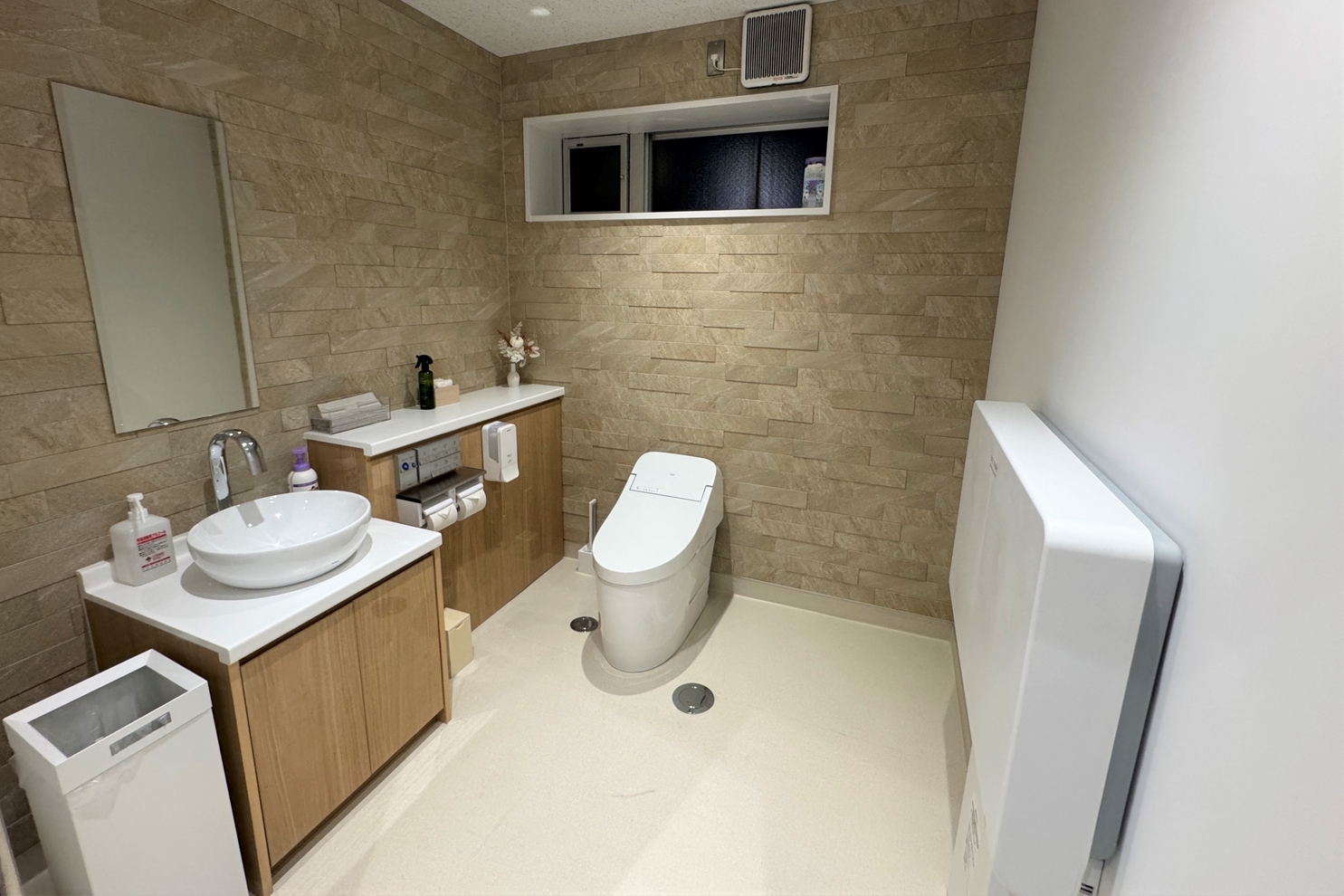 ネッツ,トヨタ,千葉,ネッツ千葉,松戸,六実,松戸六実,トイレ,おむつ替え