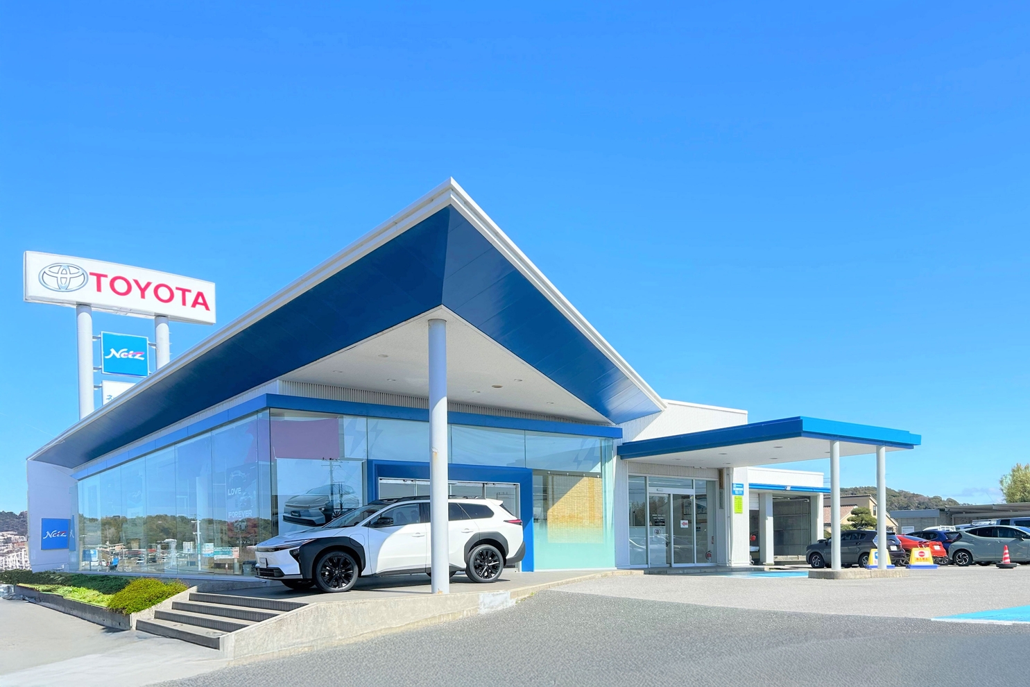ネッツ,ネッツ千葉,トヨタ,千葉,館山,tateyama,ショールーム,店舗,外観,toyota,ディーラー,店舗,車,