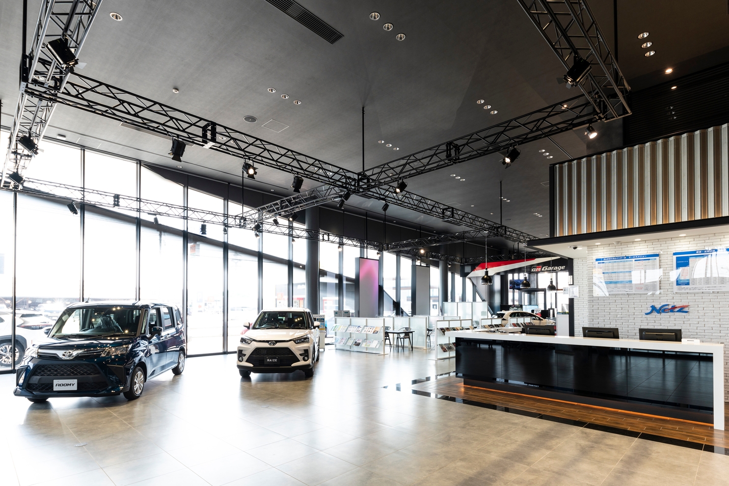 白山インター店 ショールーム