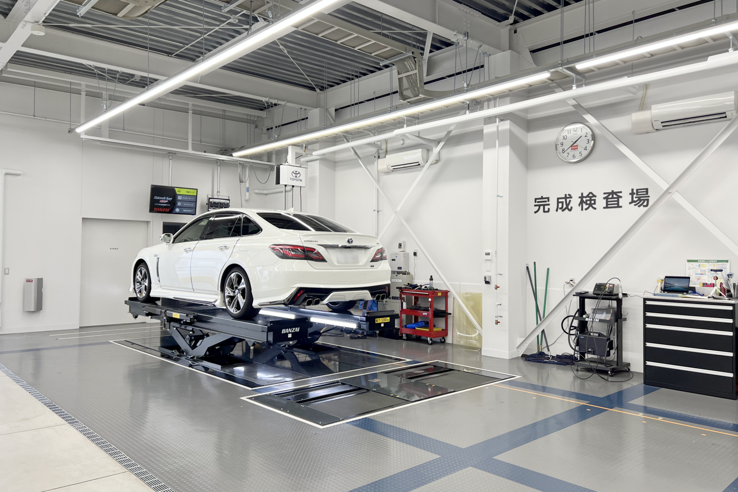 東大阪店サービス工場