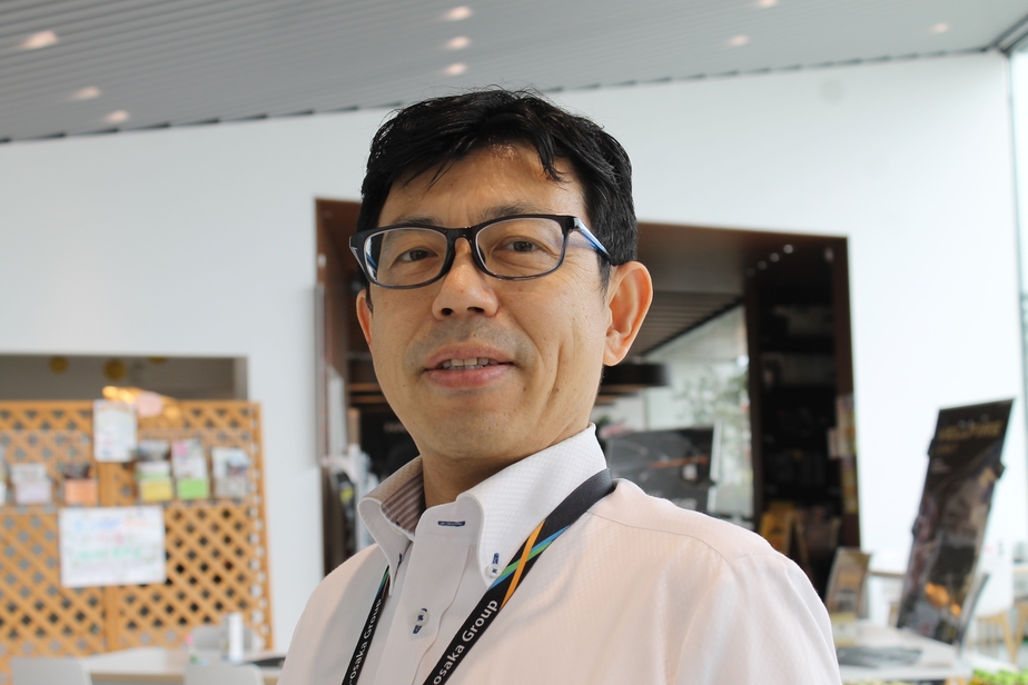 枚方店 スタッフ紹介 ネッツトヨタ新大阪株式会社  トヨタ自動車WEBサイト